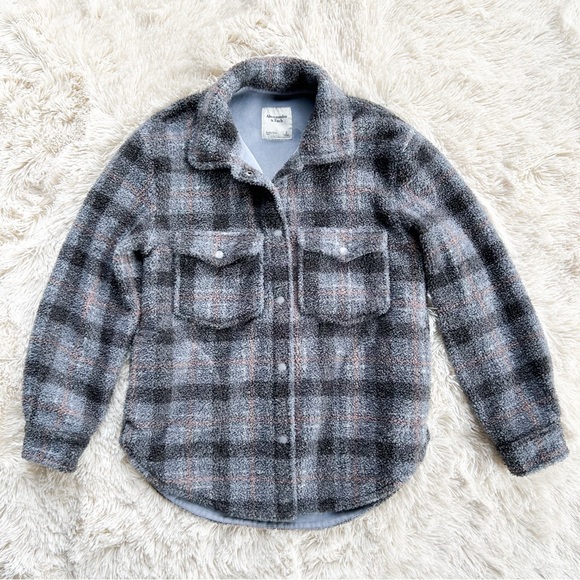 Plaid Sherpa Jacket - Picture 1 of 5